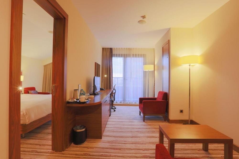 Hilton Garden Inn Ескішехір Екстер'єр фото